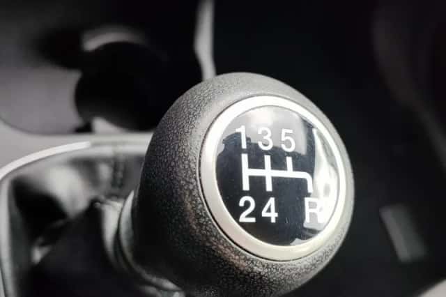Fiat Punto (2010) thumbnail 6