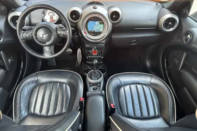 MINI Countryman (2012) thumbnail 11