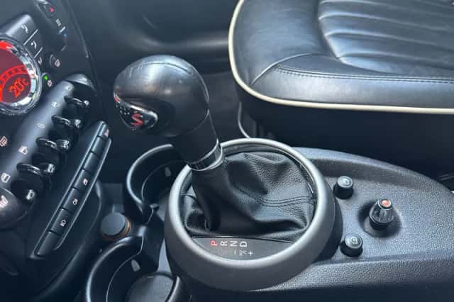 MINI Countryman (2012) thumbnail 17