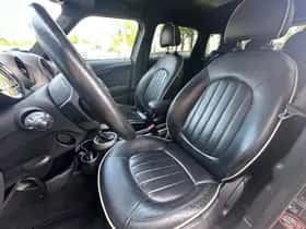 MINI Countryman (2012) thumbnail 18