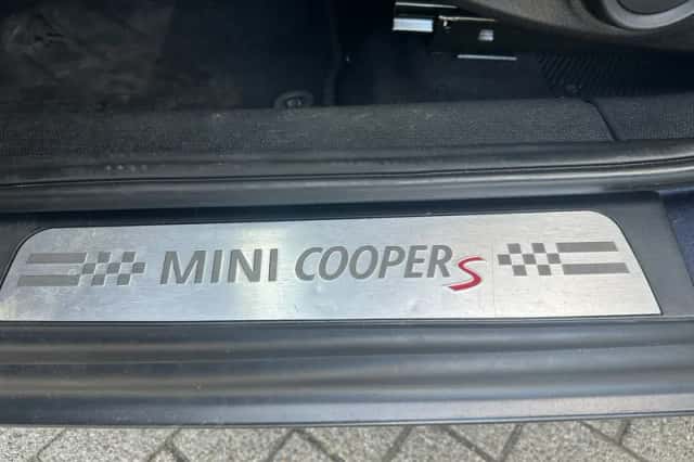 MINI Countryman (2012) thumbnail 29