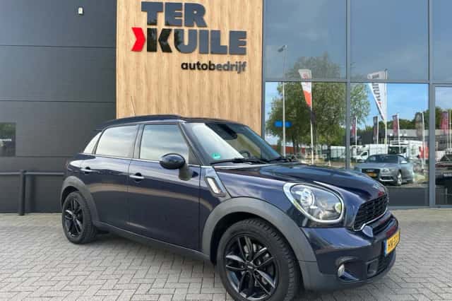 MINI Countryman (2012) thumbnail 7