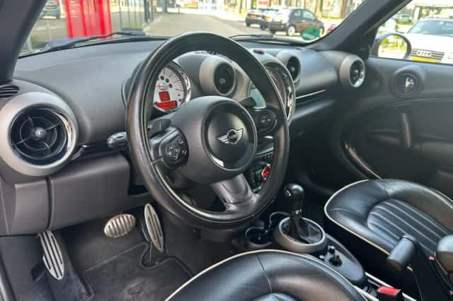 MINI Countryman (2012) thumbnail 10