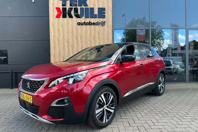 Peugeot 3008 (2017) thumbnail 1