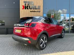 Peugeot 3008 (2017) thumbnail 5