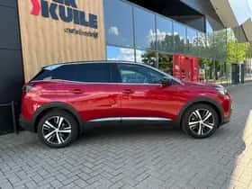 Peugeot 3008 (2017) thumbnail 6