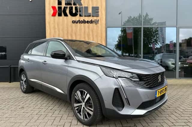 Peugeot 5008 (2023) thumbnail 7
