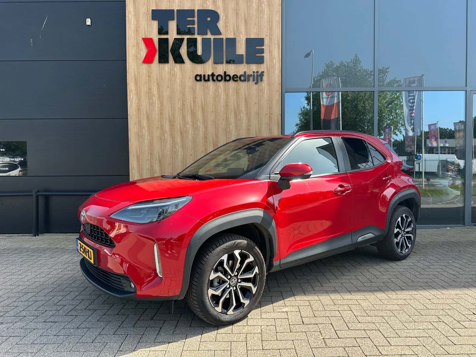 Toyota Yaris Cross (2024) — foto 1