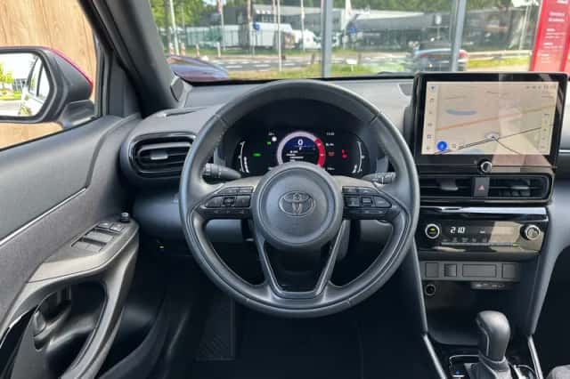 Toyota Yaris Cross (2024) thumbnail 13