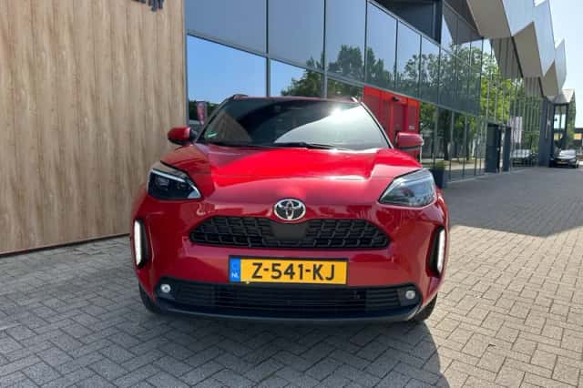 Toyota Yaris Cross (2024) thumbnail 8
