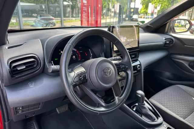 Toyota Yaris Cross (2024) thumbnail 10