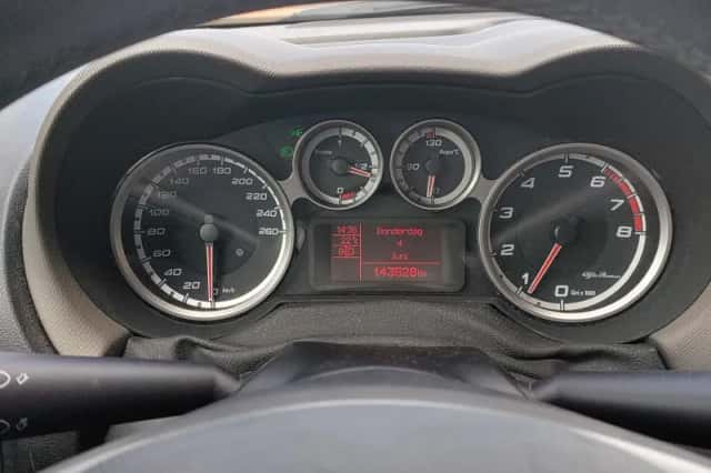 Alfa Romeo Mito (2013) thumbnail 19