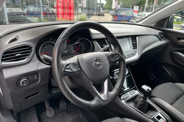 Opel Grandland X (2019) thumbnail 6