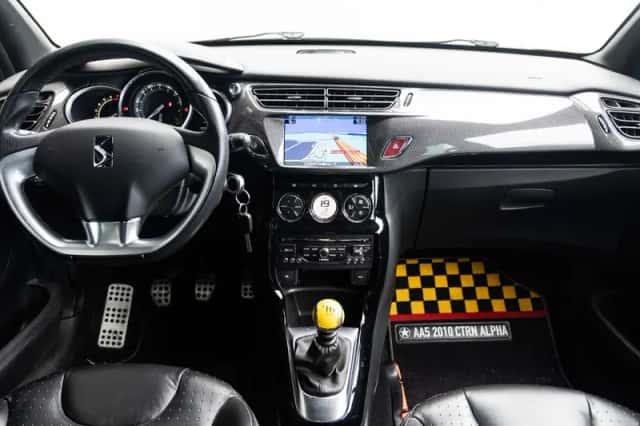 Citroën DS3 (2014) thumbnail 3