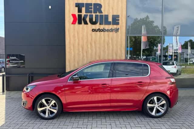 Peugeot 308 (2017) thumbnail 5