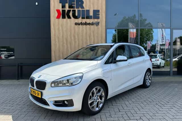 BMW 2-Serie (2017) thumbnail 1
