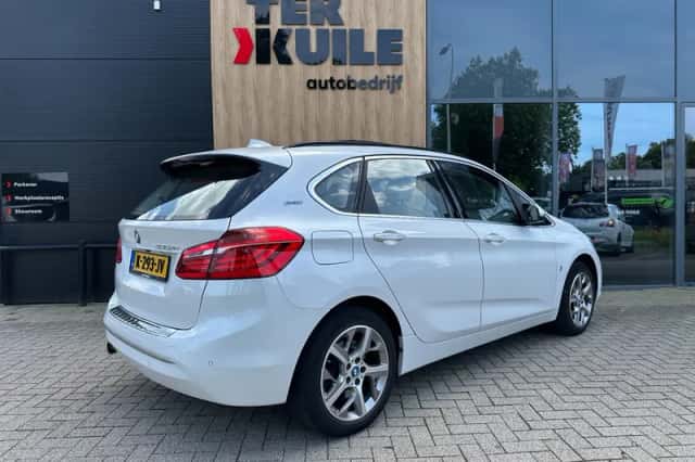BMW 2-Serie (2017) thumbnail 2