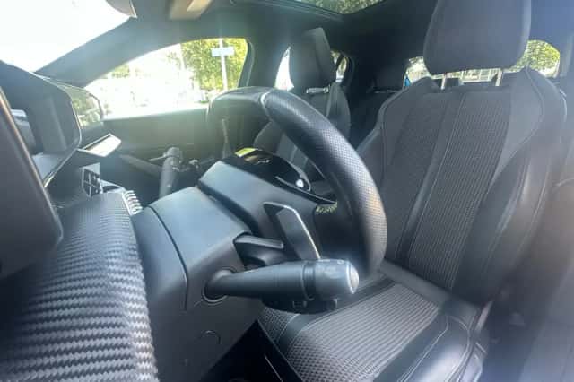 Peugeot 208 (2021) thumbnail 3