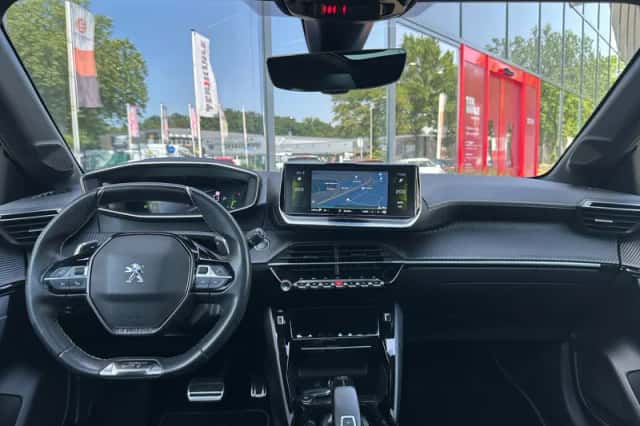 Peugeot 208 (2021) thumbnail 6