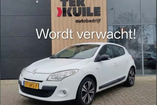 Renault Mégane (2011) thumbnail 3