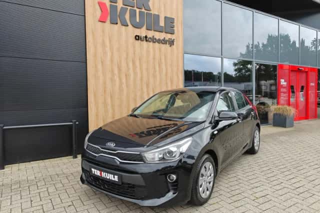 Kia Rio (2018) thumbnail 2