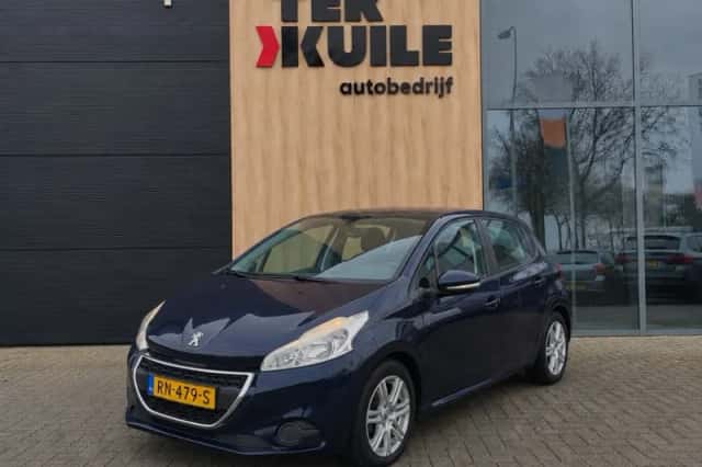 Peugeot 208 (2014) thumbnail 1