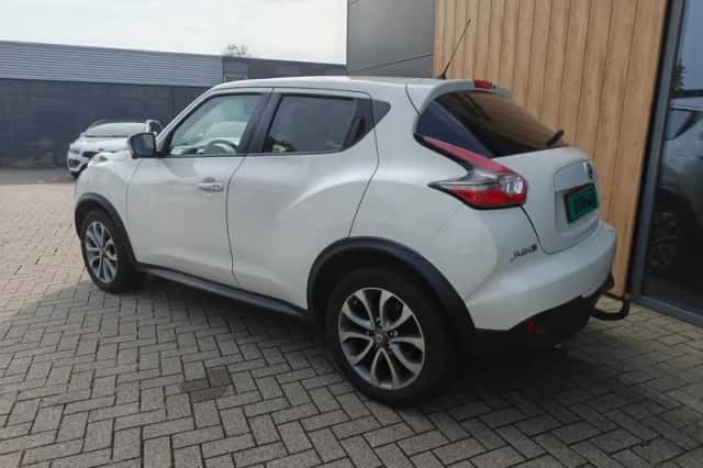 Nissan Juke (2014) thumbnail 4