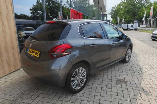 Peugeot 208 (2019) thumbnail 5