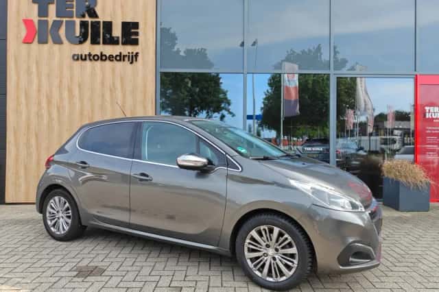 Peugeot 208 (2019) thumbnail 6