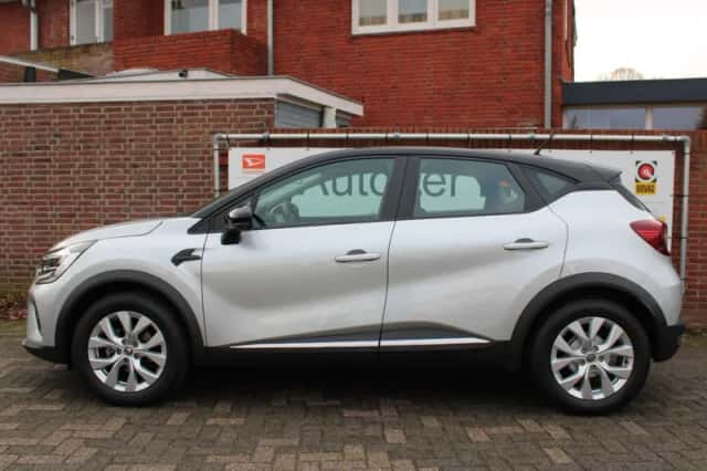 Renault Captur (2020) thumbnail 2
