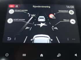 Renault Captur (2020) thumbnail 31