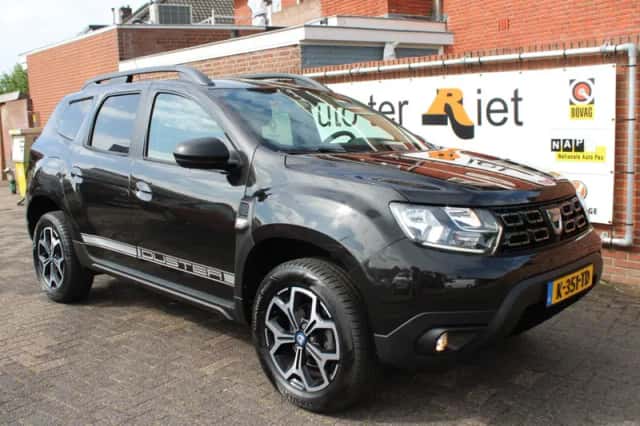Dacia Duster (2018) thumbnail 5