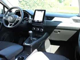 Renault Captur (2024) thumbnail 15