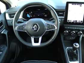 Renault Captur (2024) thumbnail 23