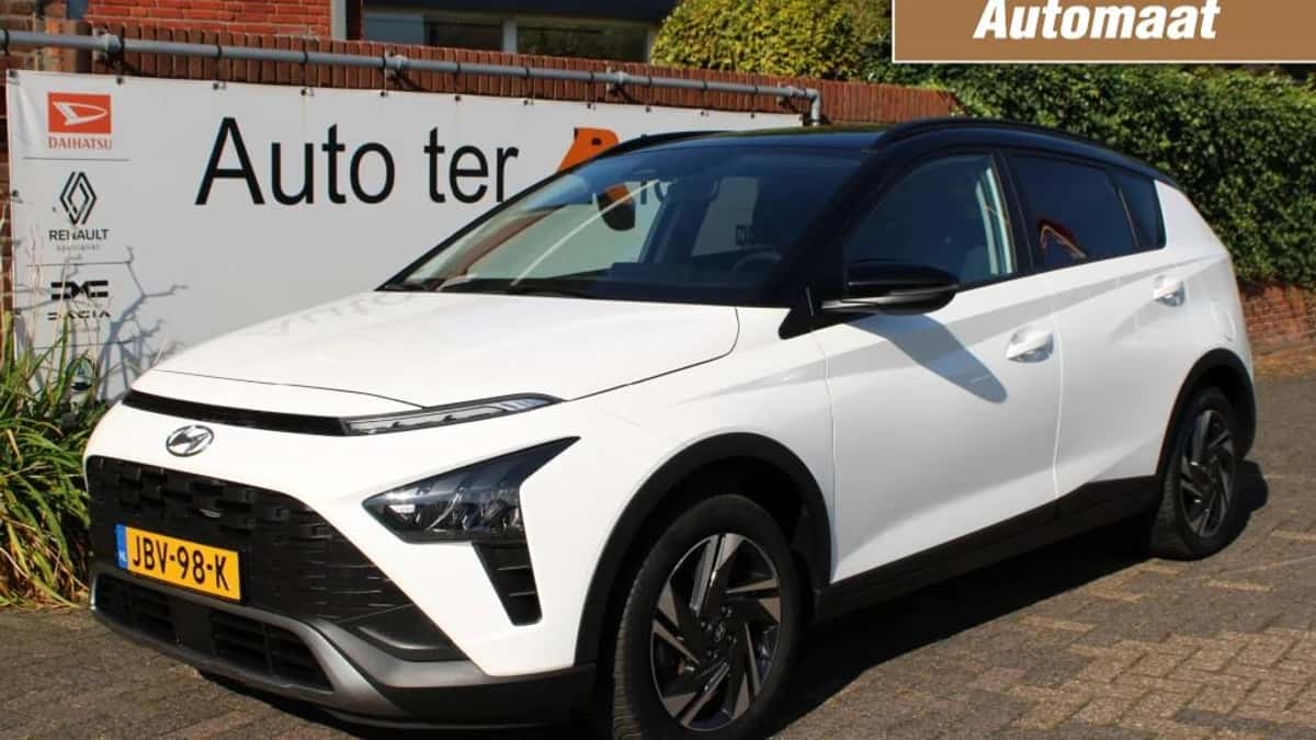 Hyundai BAYON (2022) — foto 1