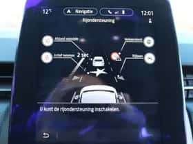Renault Clio (2019) thumbnail 38