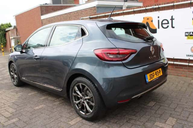Renault Clio (2019) thumbnail 5