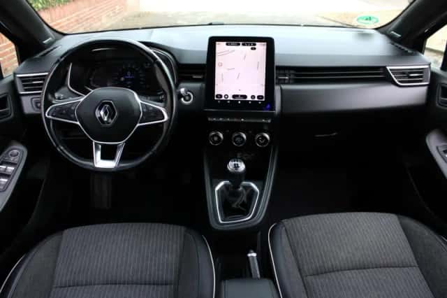 Renault Clio (2019) thumbnail 6