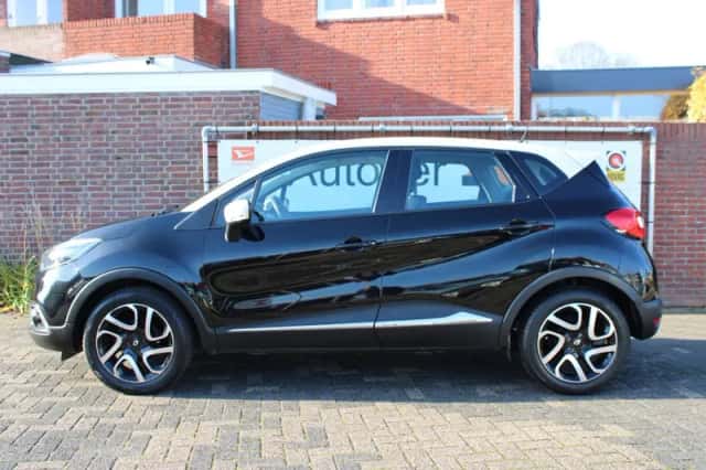 Renault Captur (2015) thumbnail 3