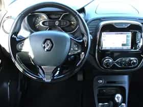 Renault Captur (2015) thumbnail 21