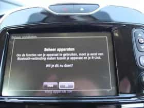 Renault Captur (2015) thumbnail 29