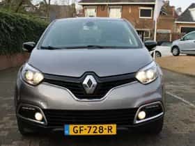 Renault Captur (2015) thumbnail 2