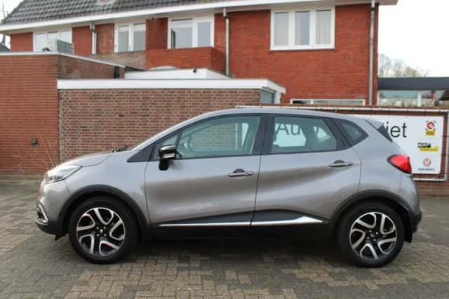 Renault Captur (2015) thumbnail 3