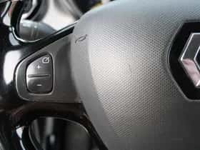 Renault Captur (2015) thumbnail 27
