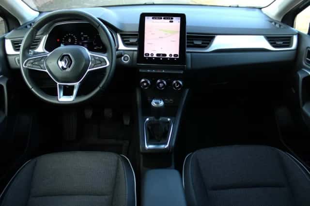Renault Captur (2024) thumbnail 5