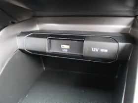 Kia Stonic (2021) thumbnail 28