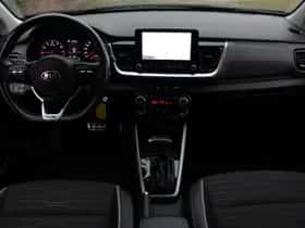 Kia Stonic (2021) thumbnail 5