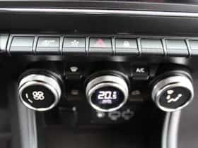 Renault Captur (2020) thumbnail 33