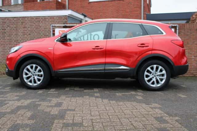 Renault Kadjar (2016) thumbnail 3