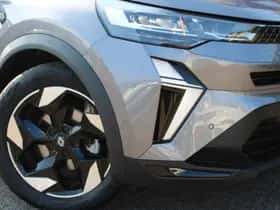 Renault Captur (2025) thumbnail 5